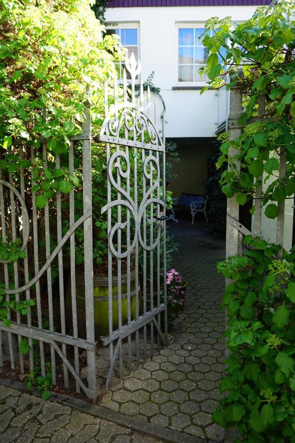 Hotel Garni Altes Winzerhaus Moselschaenke Kobern-Gondorf Exteriör bild