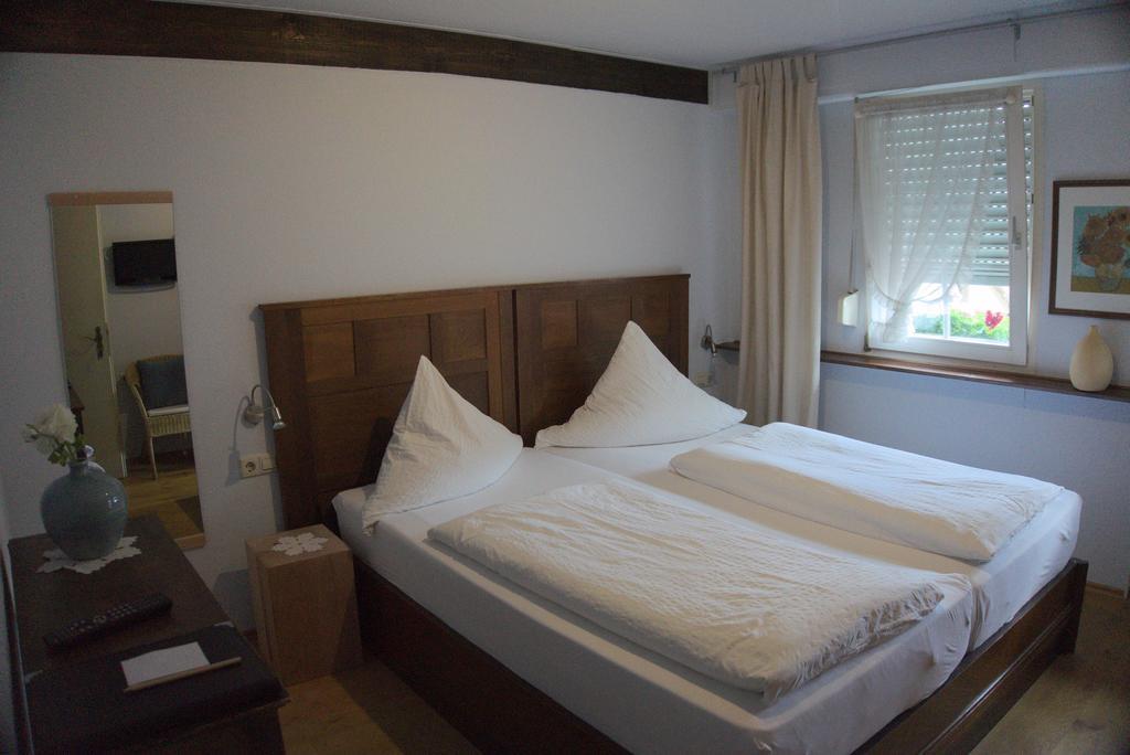 Hotel Garni Altes Winzerhaus Moselschaenke Kobern-Gondorf Exteriör bild